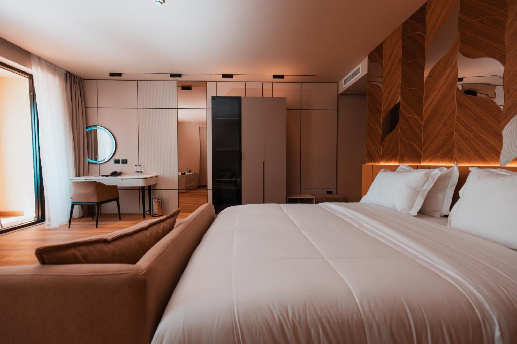 فندق Royal G Deluxe Škalngur المظهر الخارجي الصورة