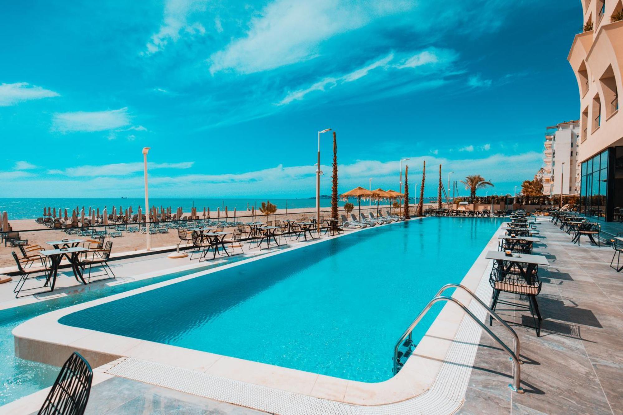 فندق Royal G Deluxe Škalngur المظهر الخارجي الصورة