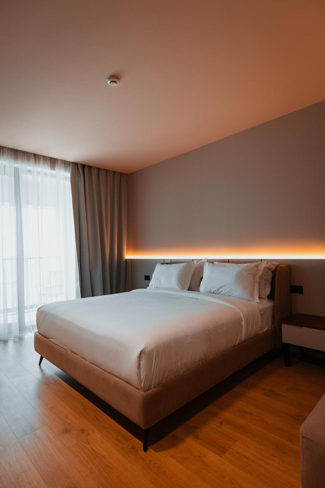 فندق Royal G Deluxe Škalngur المظهر الخارجي الصورة