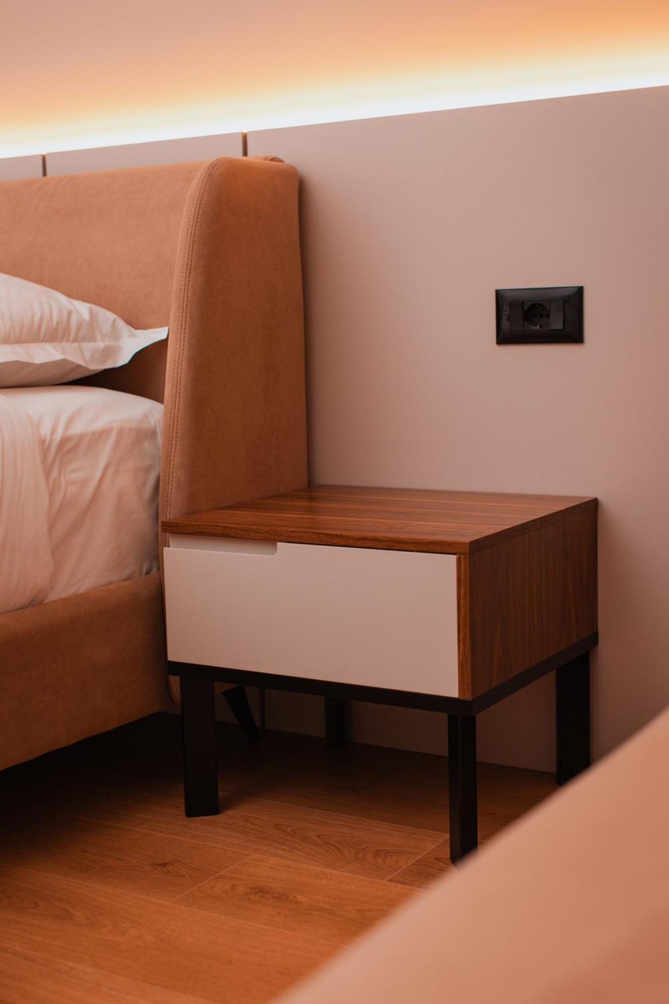 فندق Royal G Deluxe Škalngur المظهر الخارجي الصورة
